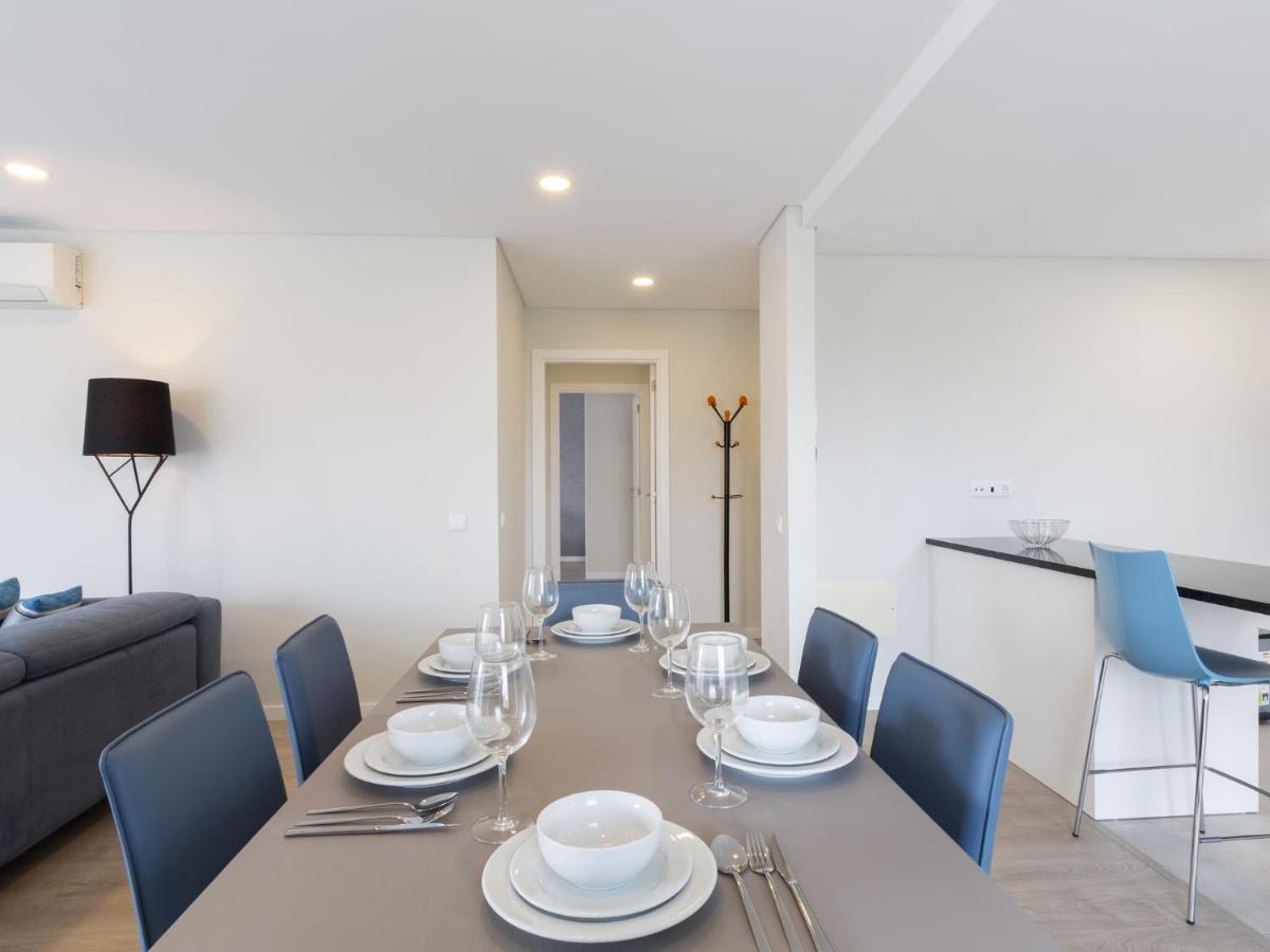 Beautiful Apartment In S O Martinho Do Porto With Balcony 圣马蒂纽·杜·波特 外观 照片